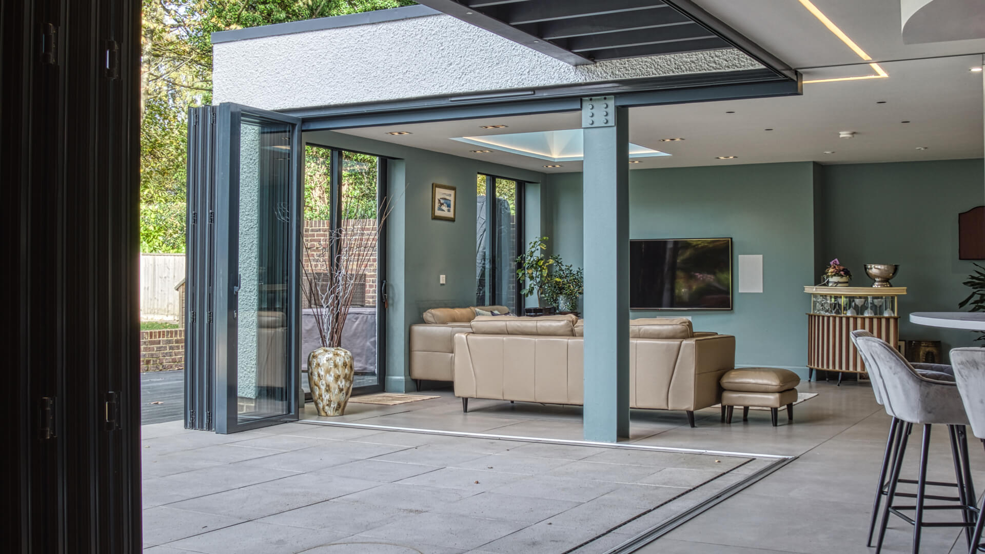 sunflex-bi-folding-doors-sf55i-sf75-bi-folds-from-mitchell-glass